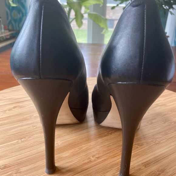 Black Leather Enzo Angiolini Platform Heels-8M - Picture 4 of 13